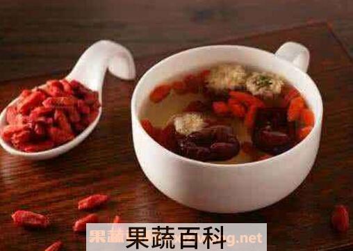 红枣枸杞泡水喝的功效