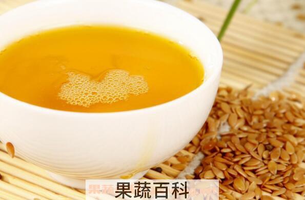 亚麻籽油的功效与作用 吃亚麻籽油的好处