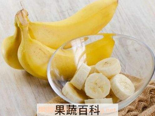 平时香蕉不能和什么一起吃