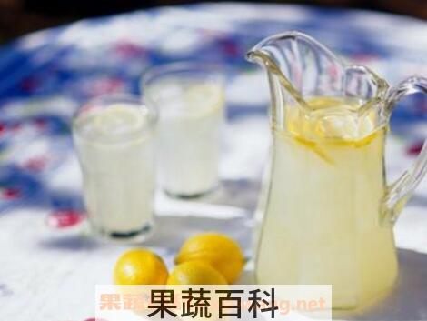 柠檬水的功效与副作用