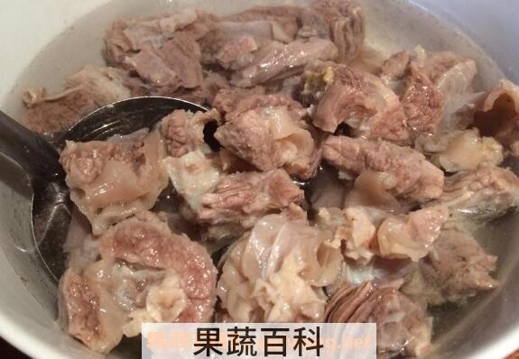 怎么煮牛肉好吃 清水煮牛肉的正确方法