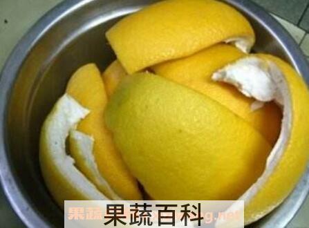 柚子皮泡水喝的作用与功效