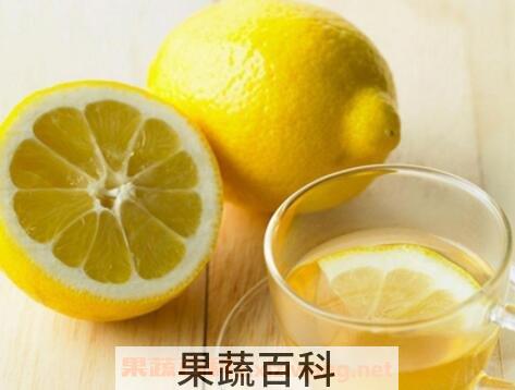 怎样用鲜柠檬泡水喝