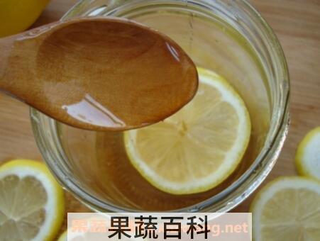 怎样用鲜柠檬泡水喝