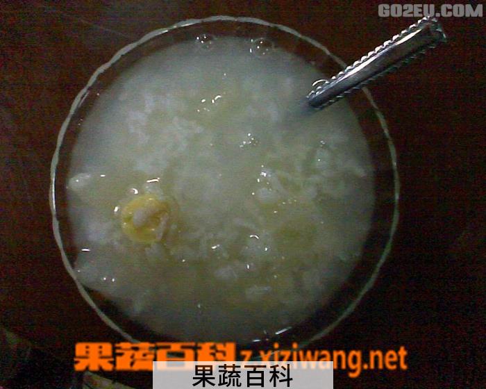 果蔬百科莲子芡实糯米粥