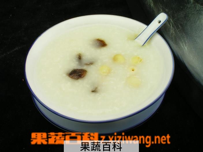 果蔬百科桂圆莲子粥的功效