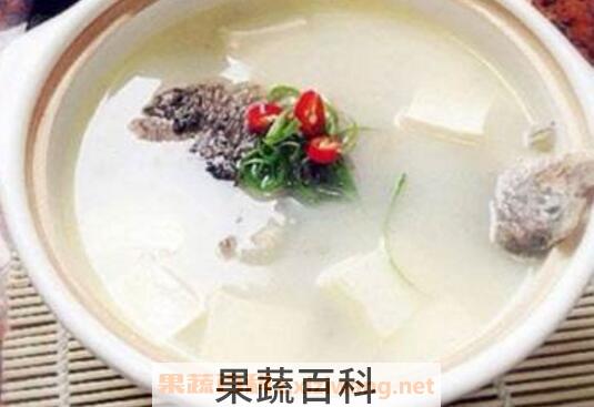 鲫鱼汤如何做好吃 鲫鱼汤的做法步骤教程