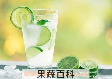 常喝柠檬水的好处与坏处