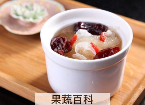 银耳红枣汤如何做 银耳红枣汤的家常做法