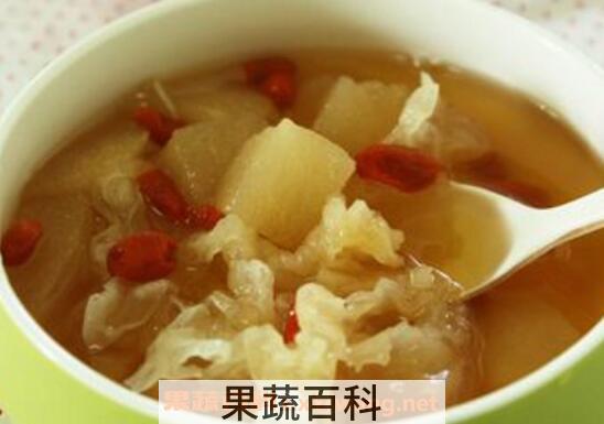 冰糖银耳的功效与作用 冰糖银耳的做法步骤教程
