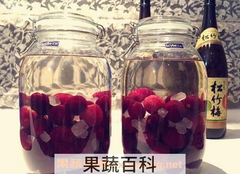 杨梅酒的功效与作用 杨梅酒的药用价值