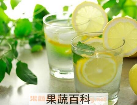 夏天喝柠檬水有什么好处