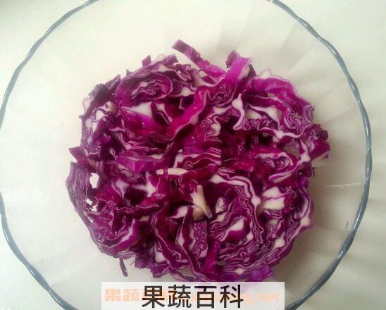 紫甘蓝怎么做好吃 紫甘蓝的家常做法