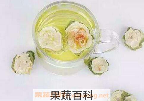 苦瓜泡水喝有什么好处 苦瓜泡水的做法