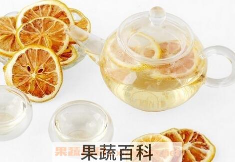 长期喝柠檬片泡水的好处与坏处