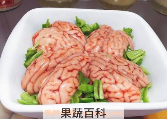  猪脑的功效与作用