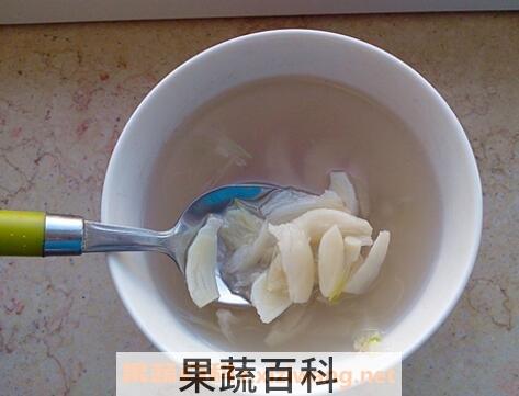 冰糖蒸蒜的功效与作用及制作方法