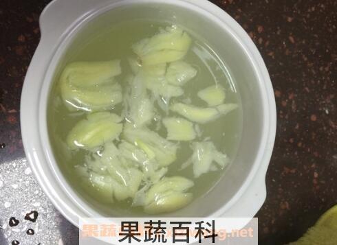 冰糖蒸蒜的功效与作用及制作方法