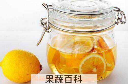 柠檬泡水的正确泡法与功效