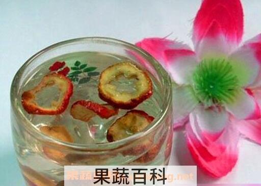 山楂片泡水喝的好处有哪些