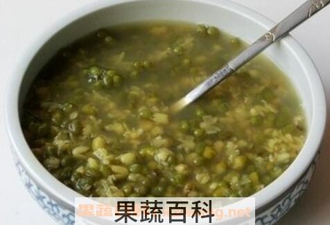 喝冰糖绿豆汤的好处 冰糖绿豆汤怎么做好