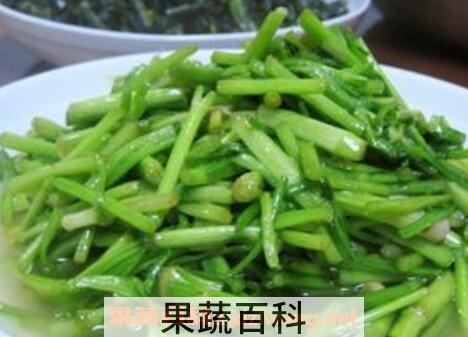水芹菜如何做好吃 水芹菜的烹饪技巧