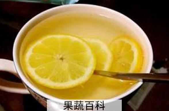 果蔬百科柠檬片泡水喝的功效与作用