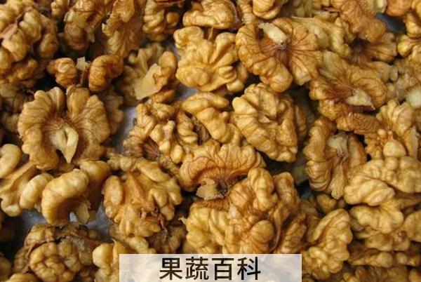 果蔬百科核桃仁如何去皮