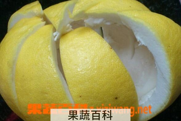 果蔬百科柚子皮的功效与妙用大全