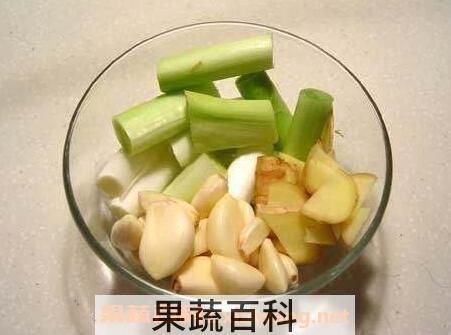 做菜葱姜蒜怎么放