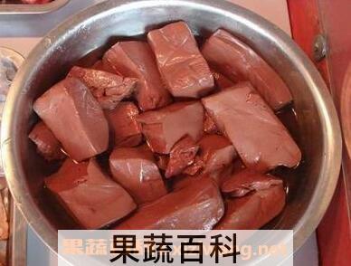 猪血不能和什么一起吃