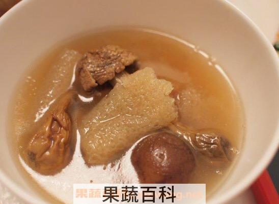 竹荪菌菇汤