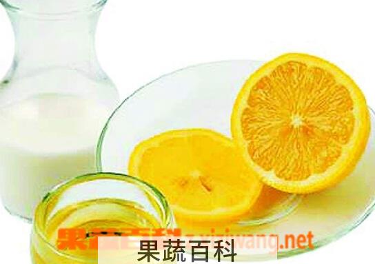 果蔬百科长期喝柠檬水的好处