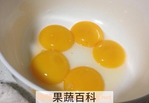 蛋黄的功效与作用
