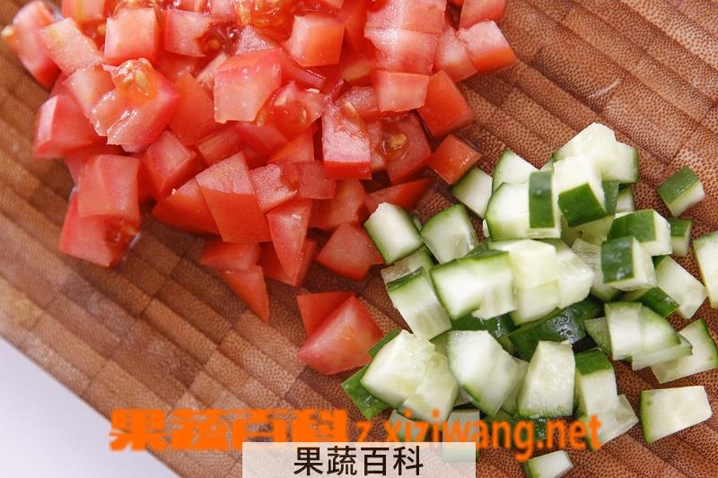 果蔬百科茄汁拌青瓜的材料和做法步骤