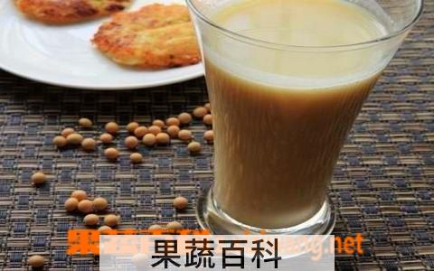 果蔬百科老人喝豆浆的好处和坏处有哪些