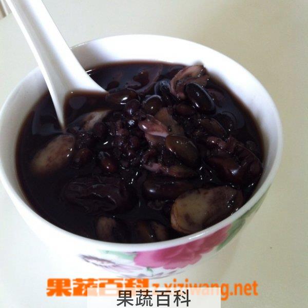 果蔬百科黑豆薏米百合汤的禁忌