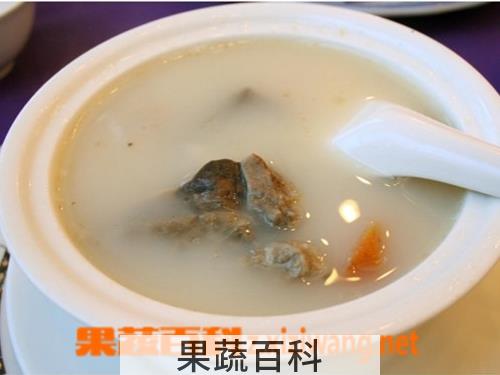 果蔬百科杜仲山楂猪肚汤