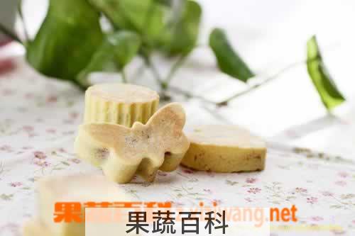 果蔬百科黑布林水果酥
